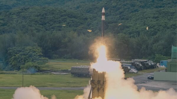 Ministério da Defesa de Taiwan mostra lançamento de míssil doméstico Tien-Kung III - Sputnik Brasil