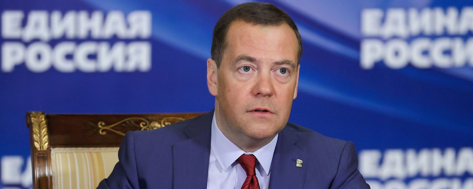 Dmitry Medvedev, Vice-Presidente do Conselho de Segurança da Rússia, se reúne com cidadãos via link de vídeo da residência Gorki, na região de Moscou, Rússia, em 5 de março de 2021 - Sputnik Brasil, 1920, 31.12.2022