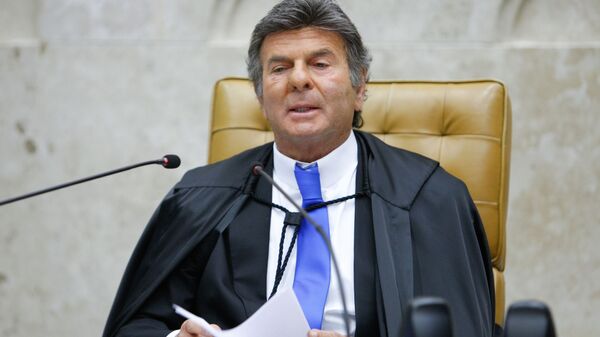O presidente do STF, ministro Luiz Fux, durante sessão realizada por videoconferência. - Sputnik Brasil