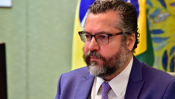 O chanceler Ernesto Araújo participa de reunião com representantes de países da América Latina e do Caribe, em 14 de dezembro de 2020 - Sputnik Brasil