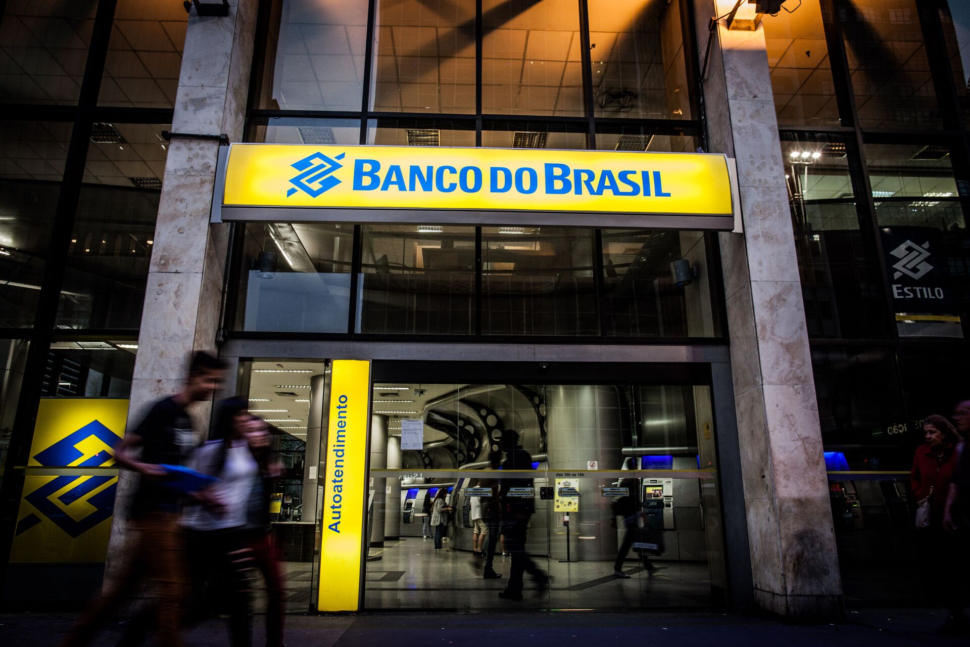 Fachada do Banco do Brasil, na avenida Paulista, no centro de São Paulo - Sputnik Brasil, 1920, 09.11.2021