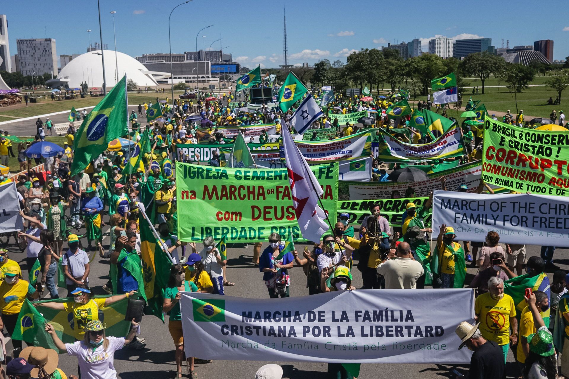 Em tentativa de alusão a 1964, bolsonaristas marcham em Brasília e outras cidades (VÍDEO, FOTOS) - Sputnik Brasil, 1920, 11.04.2021