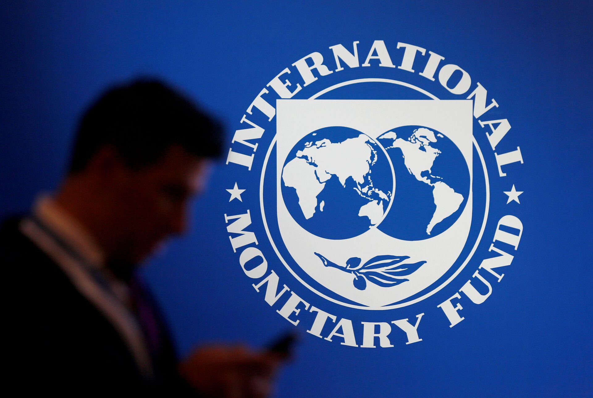 Logotipo do Fundo Monetário Internacional (FMI), em foto de 12 de outubro de 2018 - Sputnik Brasil, 1920, 19.04.2022