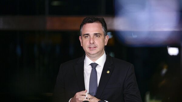 Presidente do Senado Federal, senador Rodrigo Pacheco (PSD-MG), concede entrevista coletiva (foto de arquivo). - Sputnik Brasil