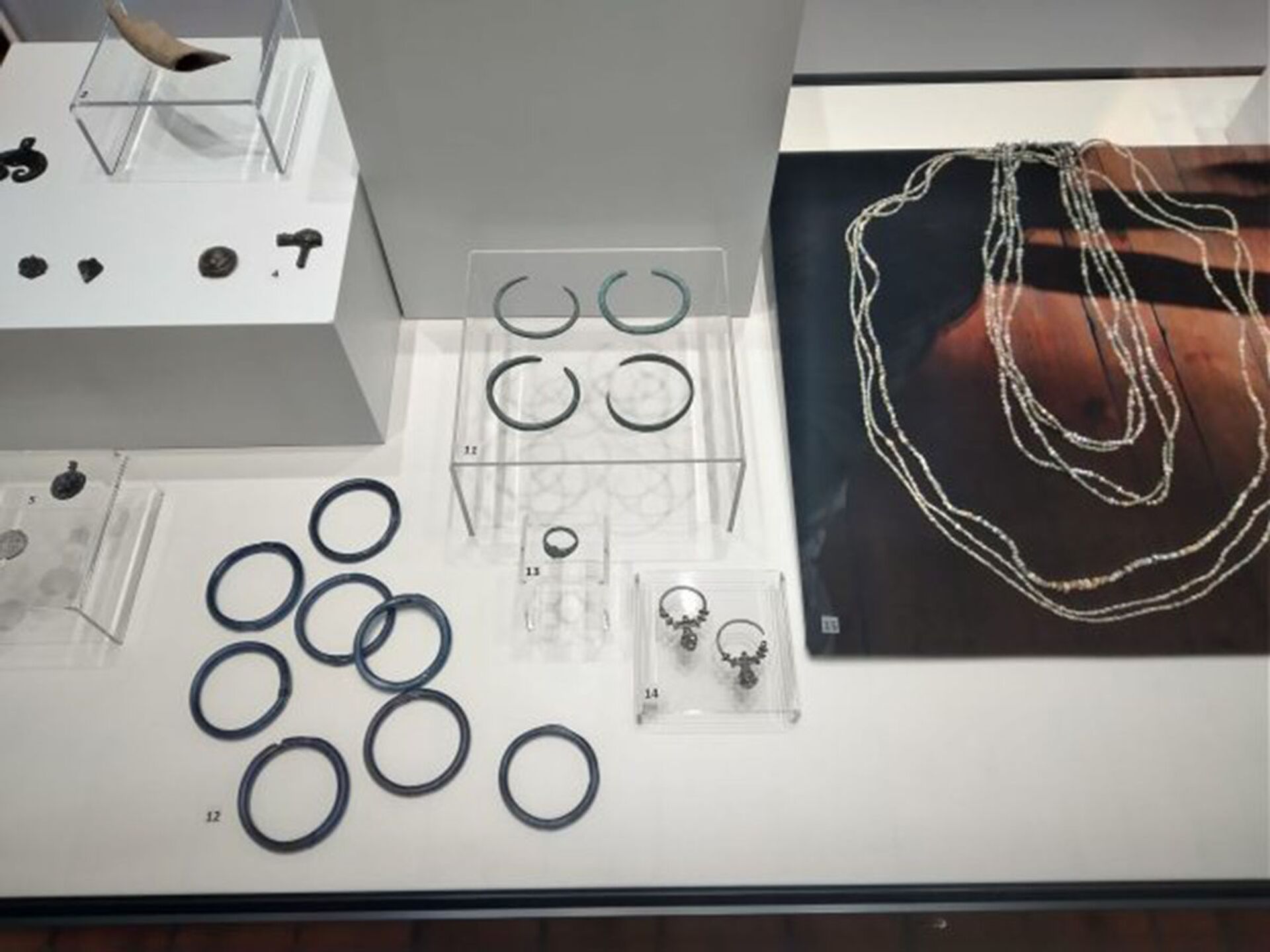 Arqueólogos descobrem grande coleção de joias do Império Bizantino na Bulgária (FOTOS) - Sputnik Brasil, 1920, 13.04.2021