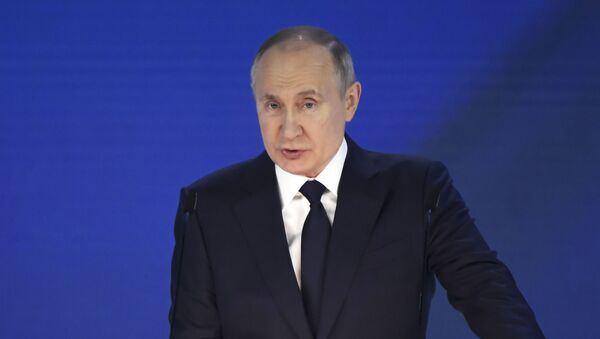 O presidente russo, Vladimir Putin, durante seu discurso anual à Assembleia Federal, em Moscou, Rússia, no dia 21 de abril de 2021 - Sputnik Brasil