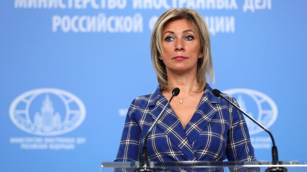 A porta-voz do Ministério das Relações Exteriores da Rússia, Maria Zakharova, participa de seu briefing semanal em Moscou, Rússia - Sputnik Brasil