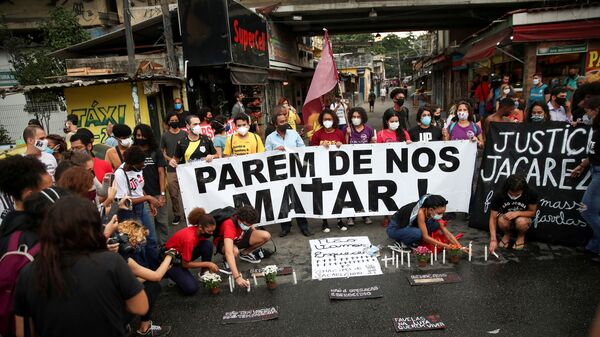 Protesto contra operação policial que deixou 28 mortos na favela do Jacarezinho, no Rio de Janeiro - Sputnik Brasil