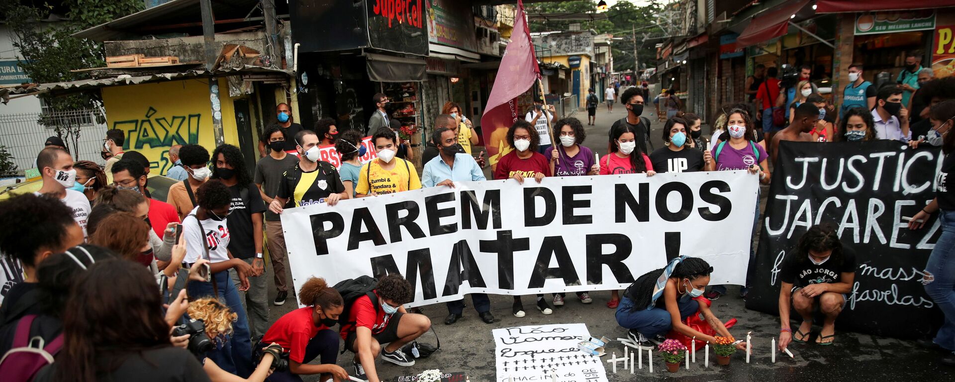 Protesto contra operação policial que deixou 28 mortos na favela do Jacarezinho, no Rio de Janeiro - Sputnik Brasil, 1920, 07.05.2021