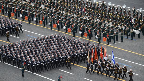 Tropas em parada da Marinha russa durante o desfile militar nas celebrações do 76º aniversário da vitória na Grande Guerra pela Pátria, Moscou, Rússia, 9 de maio de 2021 - Sputnik Brasil