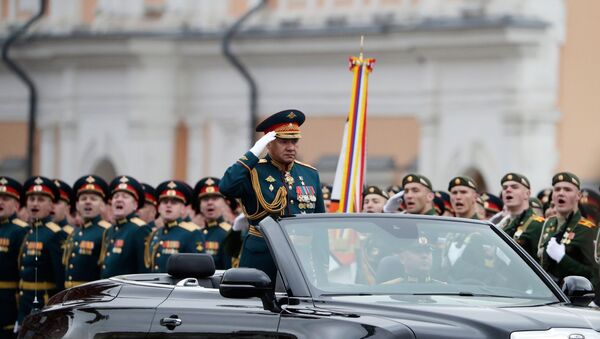 Ministro da Defesa da Rússia, Sergei Shoigu, durante o desfile militar na Praça Vermelha em Moscou no Dia da Vitória, 9 de maio de 2021 - Sputnik Brasil