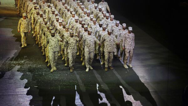Soldados sauditas desfilam em Riad, Arábia Saudita, 21 de setembro de 2019 - Sputnik Brasil