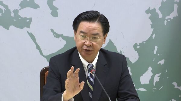 O ministro das Relações Exteriores de Taiwan, Joseph Wu, em 20 de setembro de 2019, em Taipei, Taiwan. - Sputnik Brasil