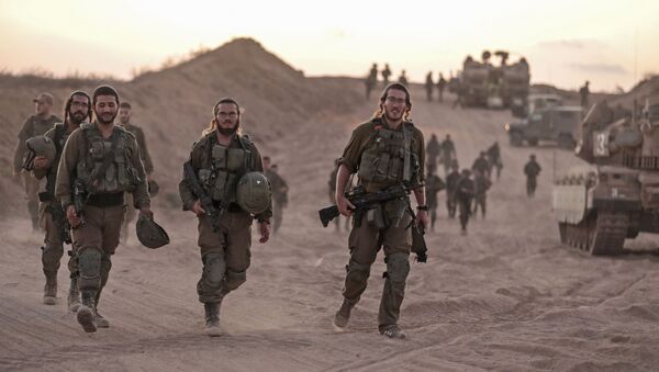 Soldados israelenses na fronteira com a Faixa de Gaza, em 16 de agosto de 2020 - Sputnik Brasil