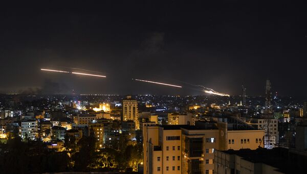 Foguetes disparados em direção a Israel a partir da Cidade de Gaza - Sputnik Brasil