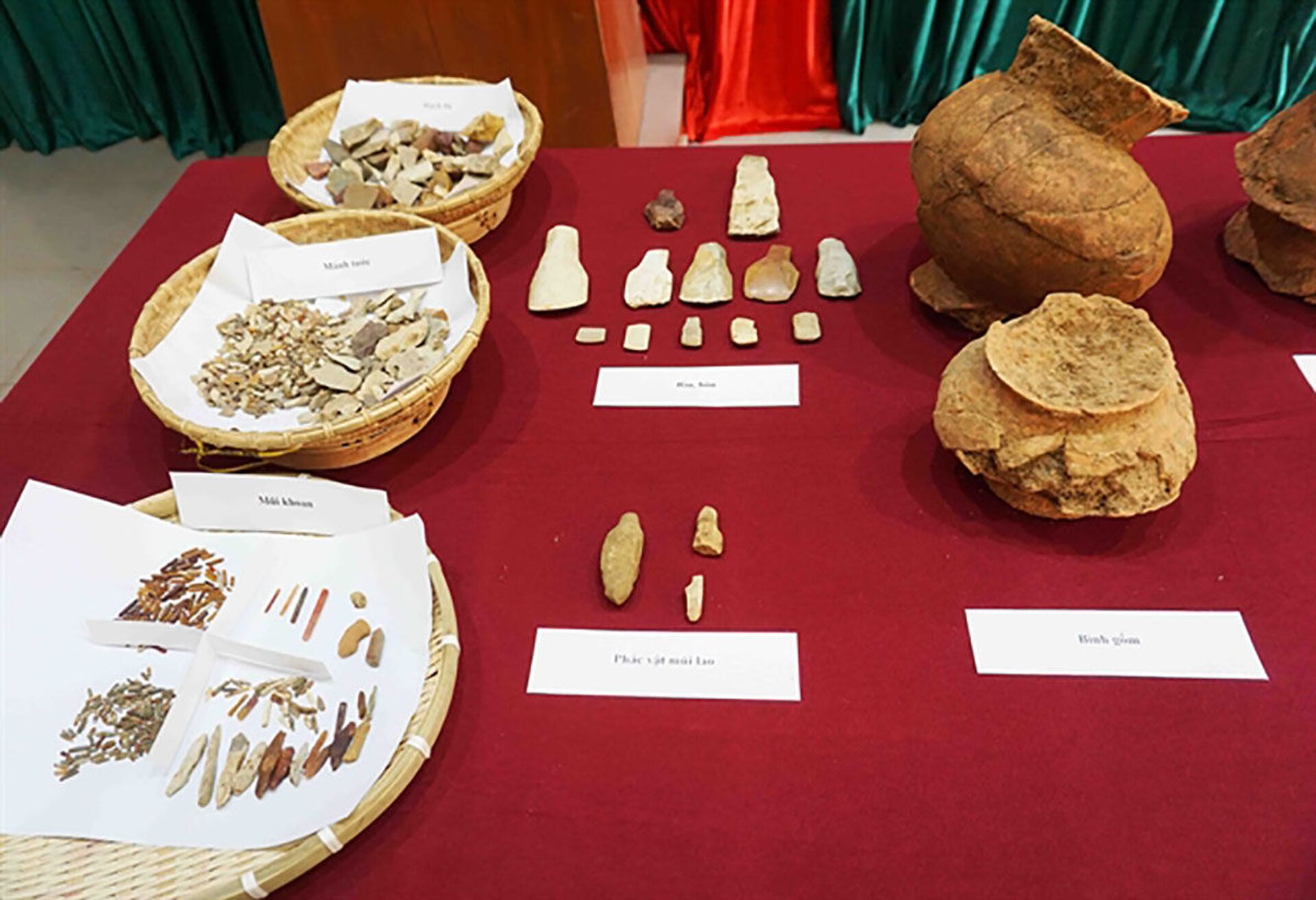 Oficina de brocas de 3 mil anos com milhares de itens é descoberta em escavações no Vietnã (FOTO) - Sputnik Brasil, 1920, 18.05.2021