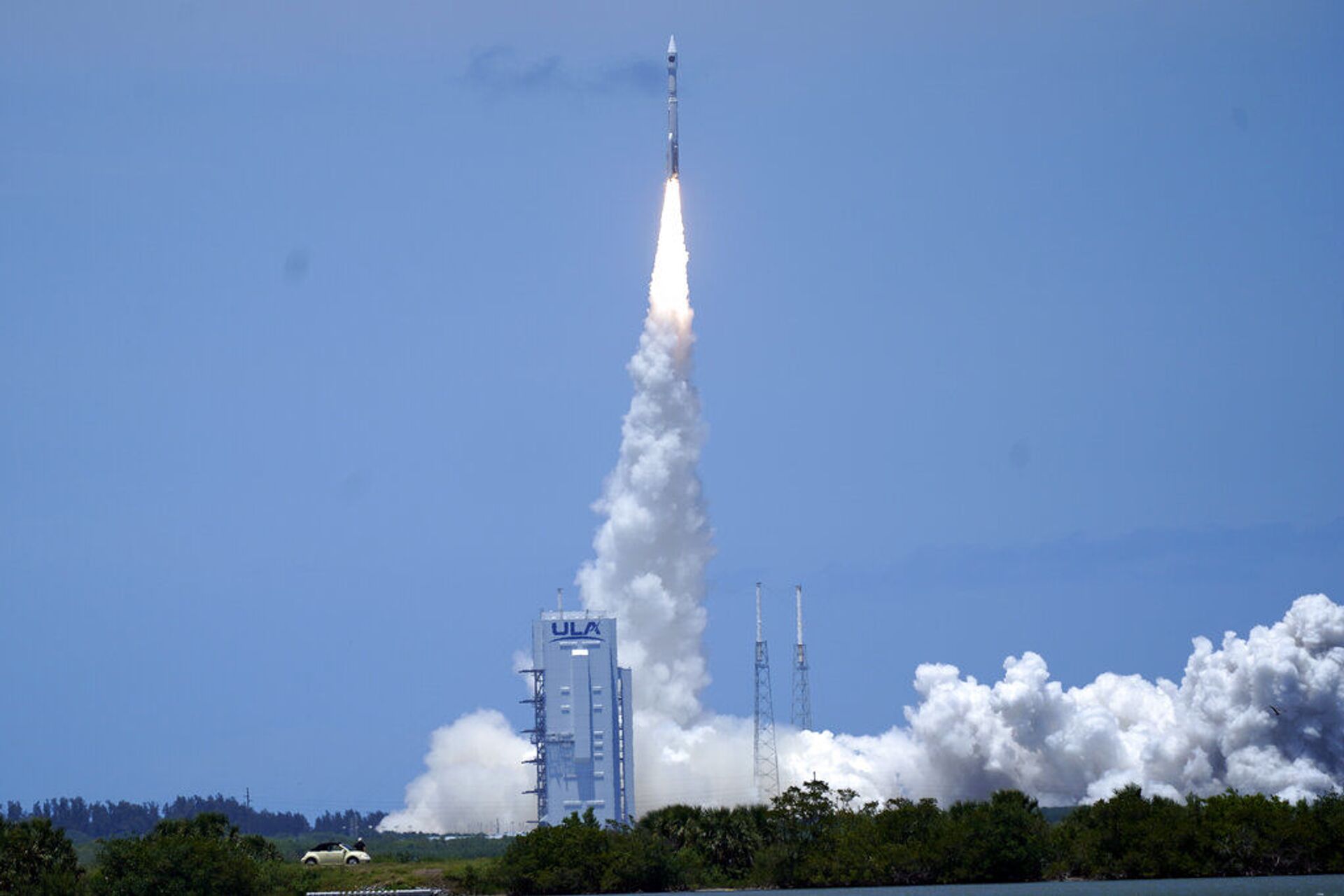 A United Launch Alliance lança o foguete Atlas V com o satélite SBIRS GEO 5 na estação da Força Espacial dos EUA em Cabo Canaveral, na Flórida - Sputnik Brasil, 1920, 02.06.2023