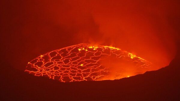 Erupção do vulcão Nyiragongo, na República Democrática do Congo - Sputnik Brasil