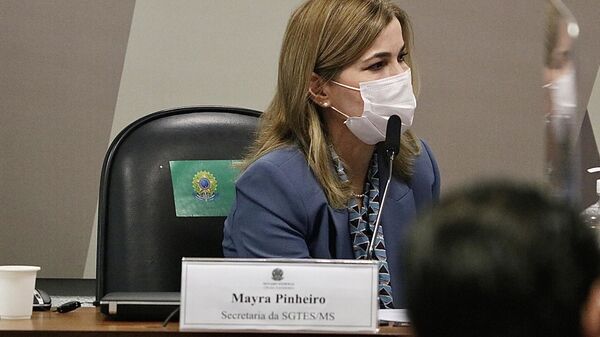 Então secretária do Ministério da Saúde, Mayra Pinheiro depõe na CPI da Covid, no Senado Federal, em Brasília (DF) - Sputnik Brasil