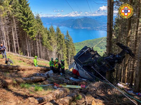 Local do colapso de teleférico no norte da Itália, que deixou pelo menos 14 mortes  - Sputnik Brasil