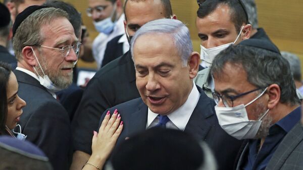 Premiê de Israel, Benjamin Netanyahu, assiste à sessão especial do Knesset na qual os parlamentares elegeram o novo presidente do país, 2 de junho de 2021 - Sputnik Brasil