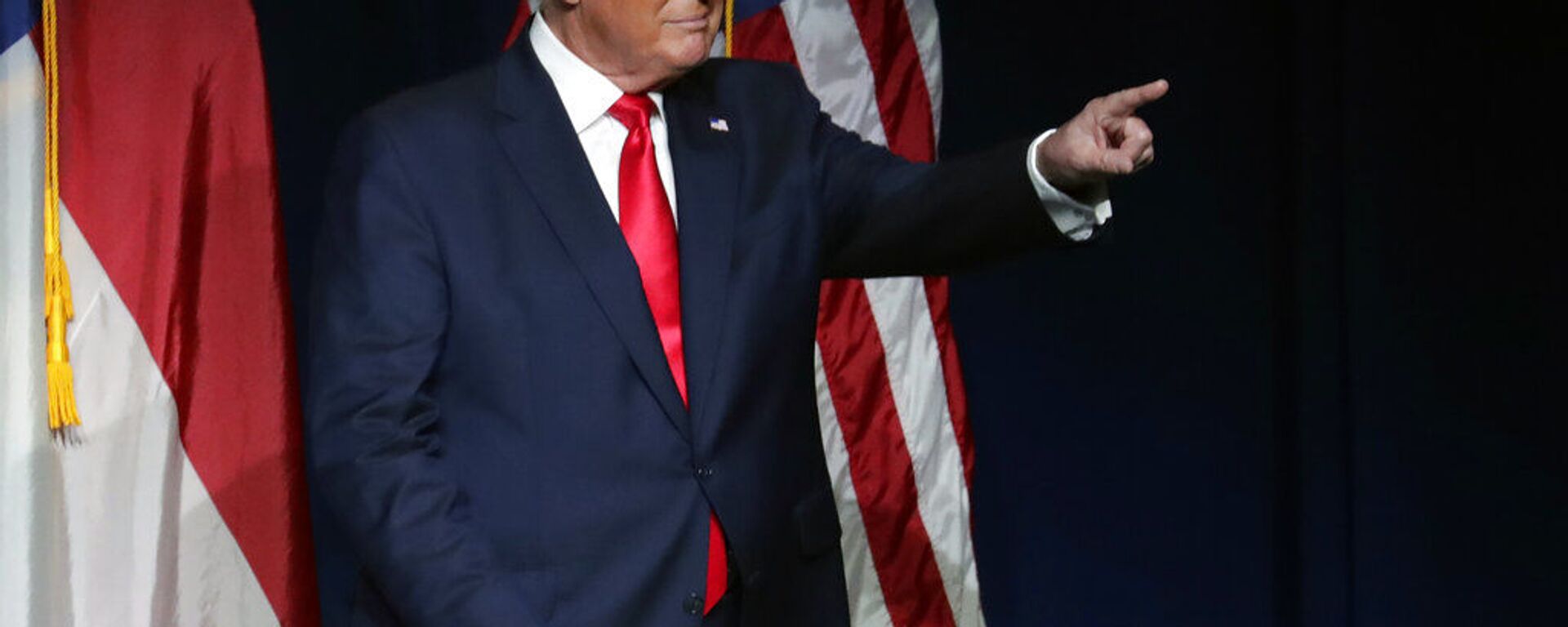 Ex-presidente Donald Trump na convenção do Partido Republicano em  Carolina do Norte, EUA, no sábado, 5 de junho de 2021 - Sputnik Brasil, 1920, 04.01.2022
