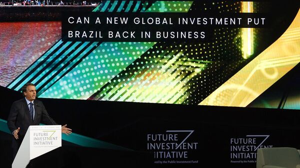 O presidente do Brasil, Jair Bolsonaro, fala durante o fórum internacional Iniciativa de Investimento Futuro, em Riad, Arábia Saudita (foto de arquivo) - Sputnik Brasil