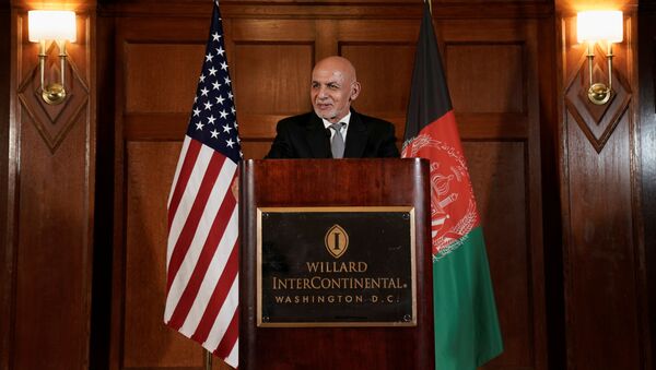 Ashraf Ghani, presidente do Afeganistão, fala durante coletiva de imprensa no Hotel Willard em Washington, EUA, 25 de junho de 2021 - Sputnik Brasil