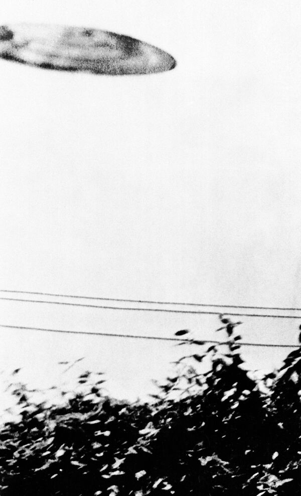 Fotografia tirada por Michael Savage, de 15 anos, em 24 de julho de 1956 em San Bernardino, Califórnia, EUA
 - Sputnik Brasil