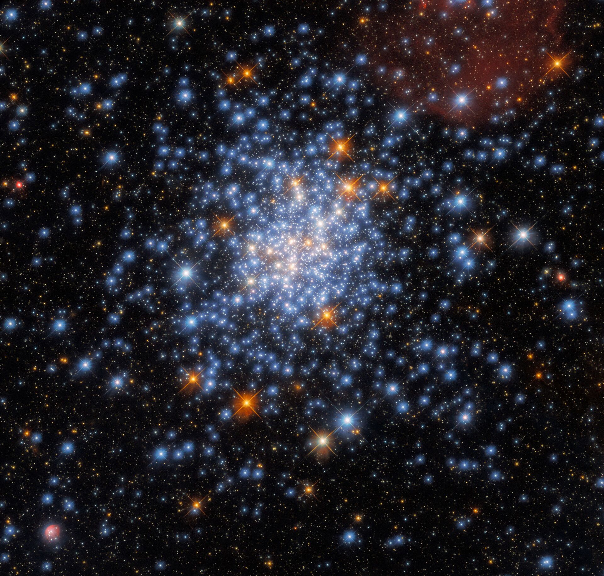 Aglomerado de estrelas formado por única nuvem de gás e poeira é captado pelo Hubble (FOTO) - Sputnik Brasil, 1920, 06.07.2021