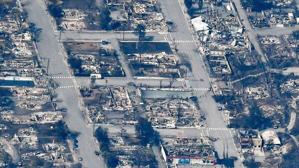 Restos carbonizados de casas e prédios na vila de Lytton, destruídos pelo incêndio de 30 de junho no Canadá, 6 de julho de 2021 - Sputnik Brasil