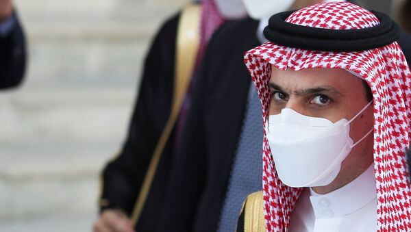 O ministro das Relações Exteriores da Arábia Saudita, Faisal bin Farhan Al-Saud, chega para participar da reunião do G20 de ministros das Relações Exteriores e do Desenvolvimento em Matera, Itália, em 29 de junho de 2021 - Sputnik Brasil