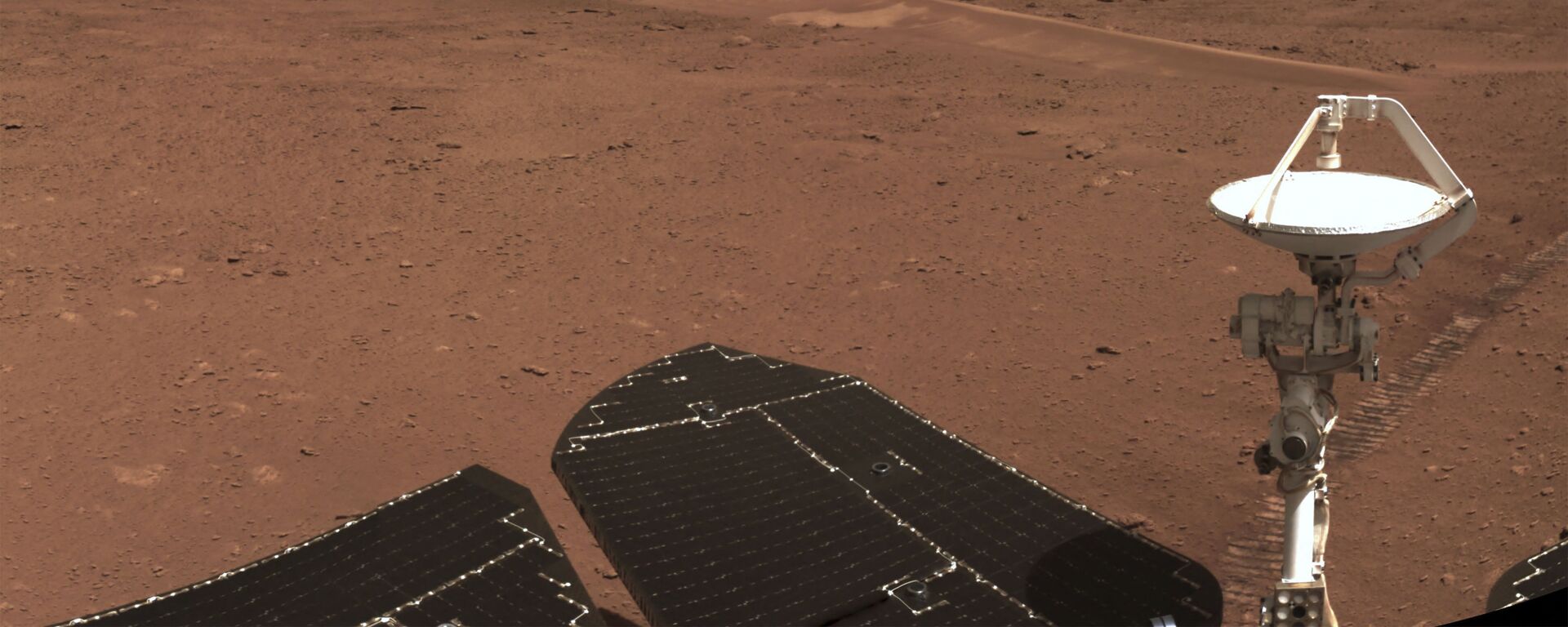 Superfície de Marte captada pelo rover Zhurong da China, 4 de julho de 2021 - Sputnik Brasil, 1920, 26.09.2022