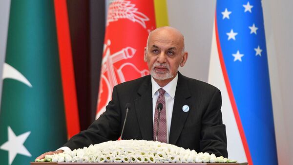  O presidente do Afeganistão, Ashraf Ghani, participa da Cúpula de Comércio da Ásia Centro-Sul em Tashkent, Uzbequistão, em 16 de julho de 2021. - Sputnik Brasil