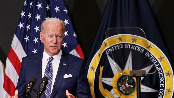 Presidente dos EUA, Joe Biden, visita o Gabinete do Diretor de Inteligência Nacional, em McLean, Virgínia , Estados Unidos. 27 de julho de 2021 - Sputnik Brasil