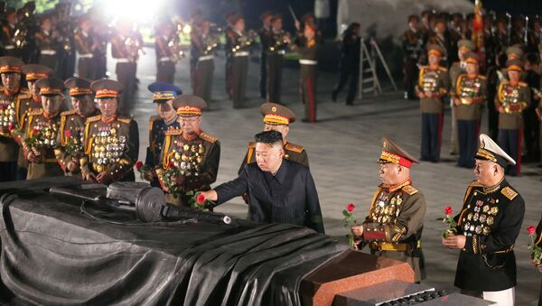 Kim Jong-un na celebração do 68º aniversário do acordo de armistício na Guerra da Coreia em Pyongyang, Coreia do Norte, 27 de julho de 2021 - Sputnik Brasil