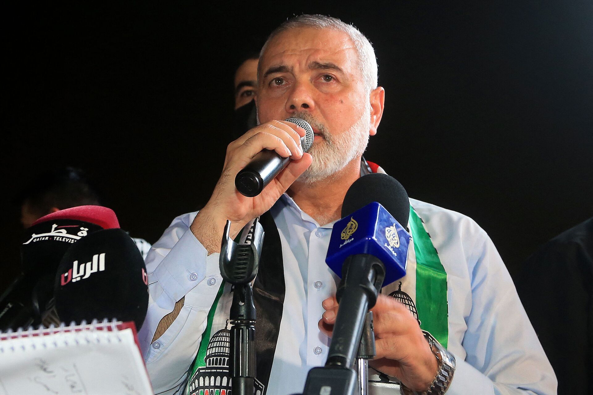 Líder do movimento islâmico palestino Hamas, Ismail Haniyeh, dirigindo-se a apoiadores durante comício. Foto de arquivo - Sputnik Brasil, 1920, 09.11.2021