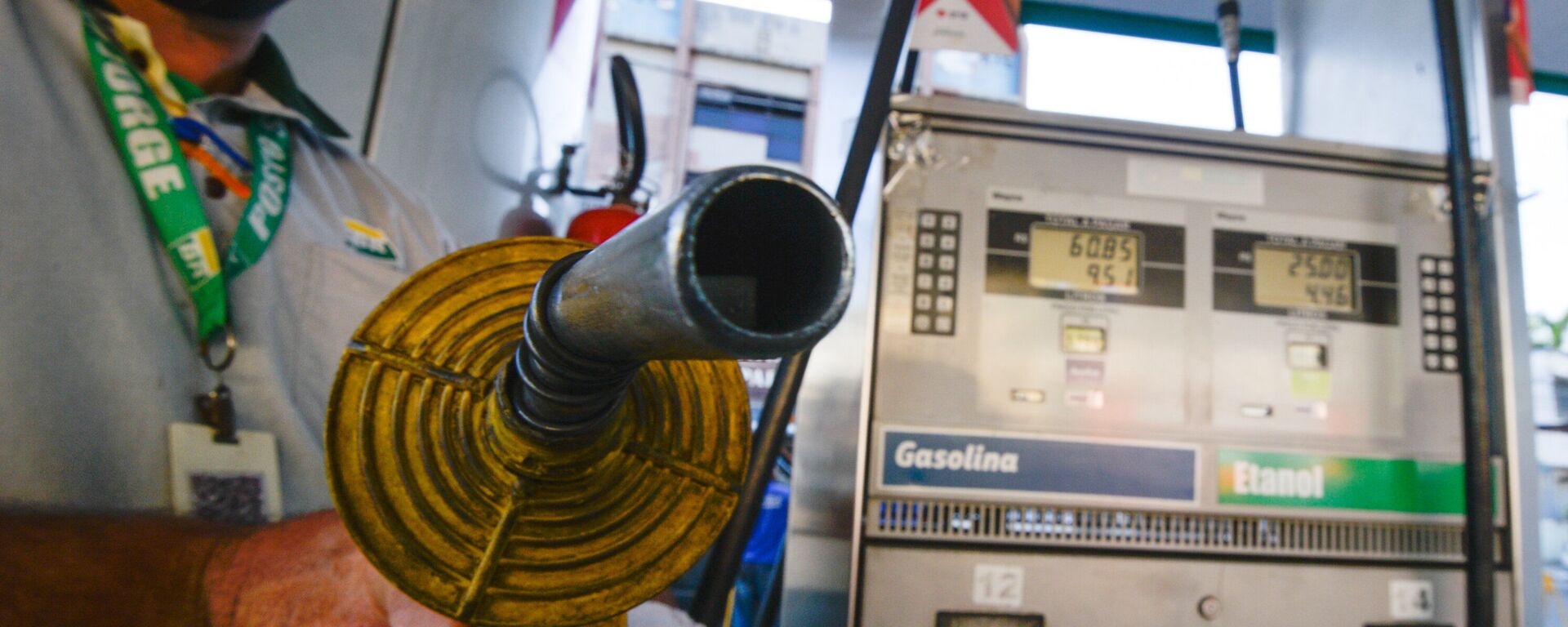 Preço da gasolina pode disparar e etanol entrar em falta por causa da escassez de álcool anidro, 11 de maio de 2021 - Sputnik Brasil, 1920, 27.01.2022