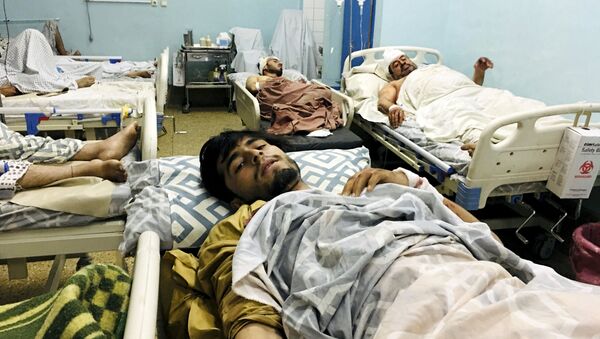 Feridos no hospital, na sequência das explosões no exterior do aeroporto em Cabul, Afeganistão, 26 de agosto de 2021 - Sputnik Brasil