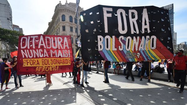 Manifestação contra o presidente Jair Bolsonaro (sem partido) no centro da cidade de São Paulo, em 7 de setembro de 2021 - Sputnik Brasil