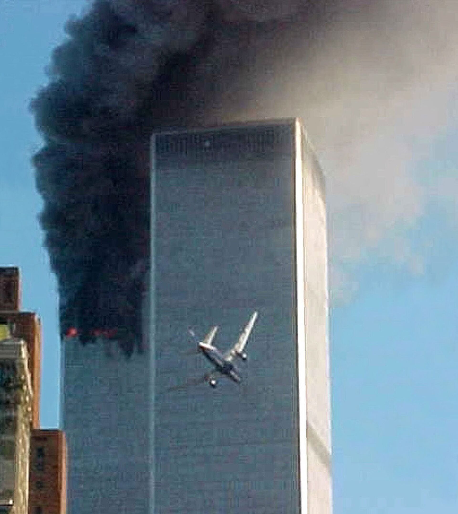 Momento de colisão de um avião sequestrado pelos terroristas com uma das torres do World Trade Center em Nova York, 11 de setembro de 2001 - Sputnik Brasil, 1920, 11.09.2022