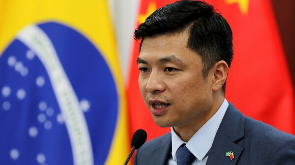 Entrevista do Embaixador Conselheiro da embaixada da China, Qu Yuhui, Brasília, 1º de fevereiro de 2021 - Sputnik Brasil