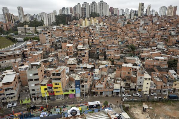 A favela de Paraisopolis, em São Paulo, é uma das maiores favelas do Brasil, e recentemente comemorou 100 anos de vida, em 16 de setembro de 2021. - Sputnik Brasil