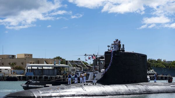 Submarino de ataque rápido USS Illinois da classe Virginia retorna para a base de Pearl Harbor-Hickam, foto da Marinha dos EUA - Sputnik Brasil