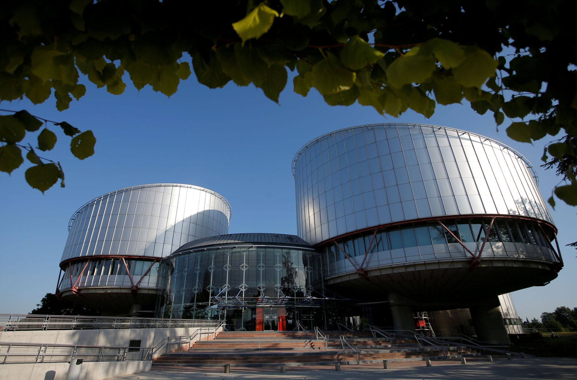 Edifício do Tribunal Europeu de Direitos Humanos em Estrasburgo, França, 11 de setembro de 2019 - Sputnik Brasil, 1920, 09.11.2021