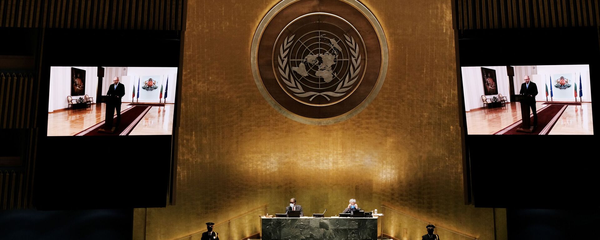 Presidente búlgaro Rumen Radev fala na 76ª Assembleia Geral da ONU, na sede da organização em Nova York, EUA, 21 de setembro de 2021. - Sputnik Brasil, 1920, 19.04.2022