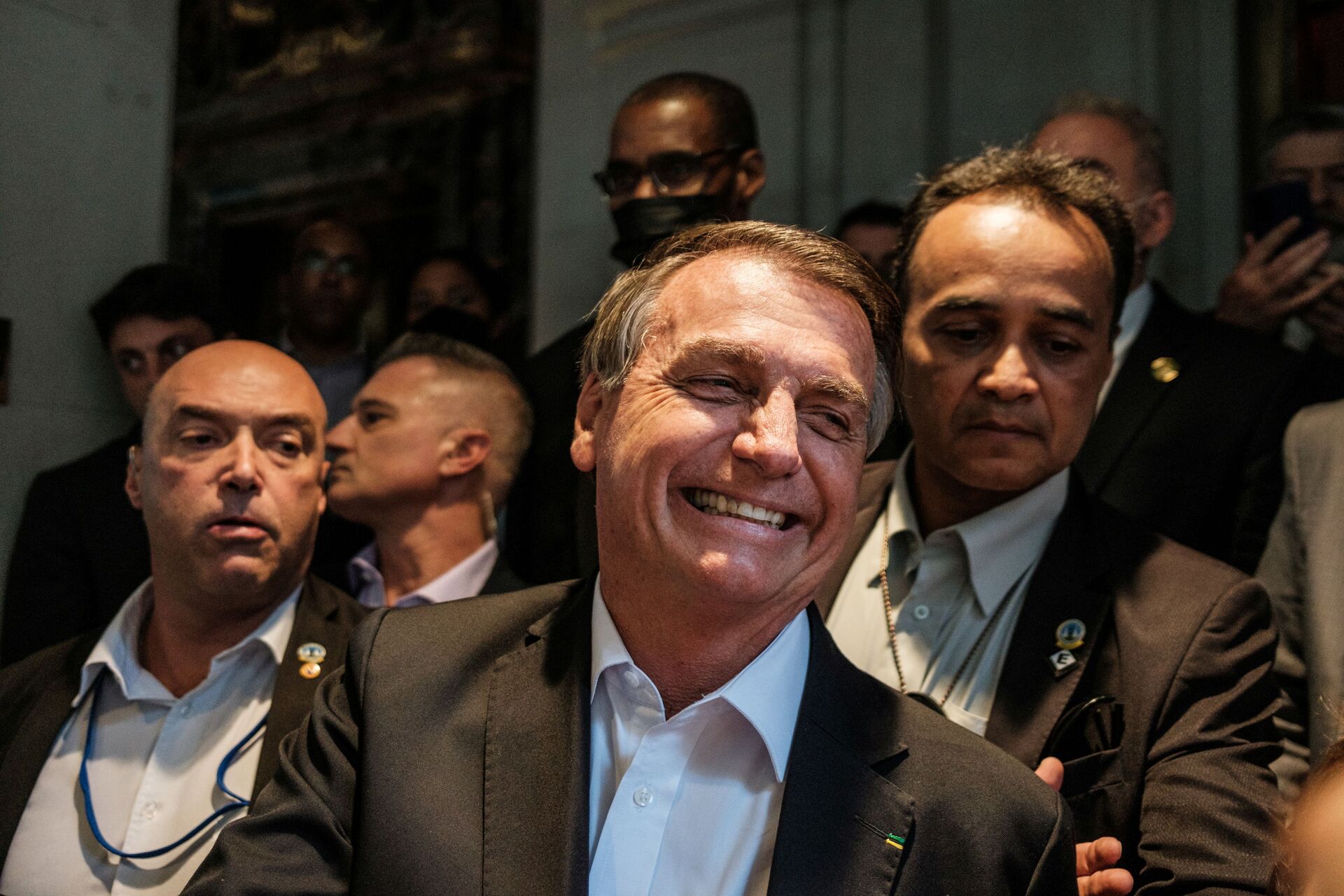 Presidente Jair Bolsonaro saúda apoiadores perto de seu hotel durante a 76ª sessão da Assembleia Geral da ONU, Nova York, 21 de setembro de 2021 - Sputnik Brasil, 1920, 09.11.2021