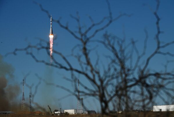 Lançamento do foguete com a espaçonave Soyuz MS-19 a partir do plataforma de lançamento Vostok №31 do cosmódromo de Baikonur, 5 de outubro de 2021. - Sputnik Brasil