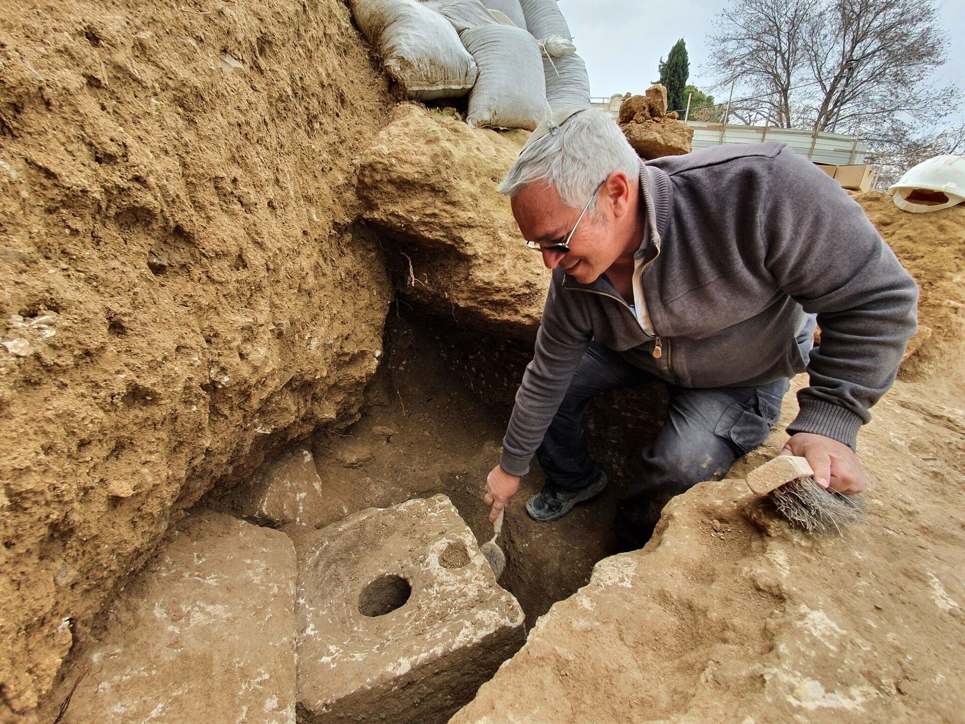 Banheiro de 2.700 anos encontrado próximo de Jerusalém  - Sputnik Brasil, 1920, 05.01.2022