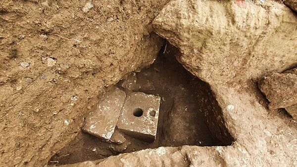 Banheiro de 2.700 anos descoberto em sítio arqueológico próximo de Jerusalém  - Sputnik Brasil